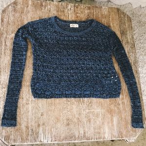NWOT HOLLISTER BLUE PULLOVER SWEATER ✨✨